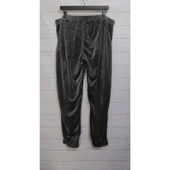 HUE Women's Gray Velour Lounge Set~Size XL (18/20) - Picture 6 of 15